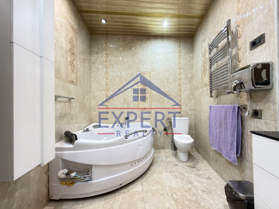 ԿԵՆՏՐՈՆ, ԲԱՂՐԱՄՅԱՆ ՊՈՂՈՏԱ, 4 ՍԵՆՅԱԿ