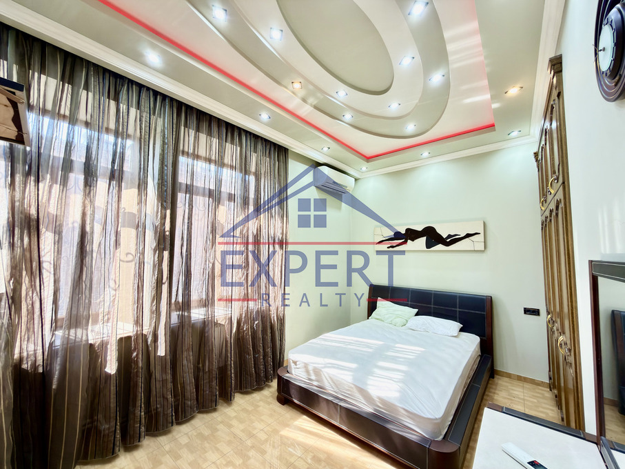 ԿԵՆՏՐՈՆ, ԲԱՂՐԱՄՅԱՆ ՊՈՂՈՏԱ, 4 ՍԵՆՅԱԿ