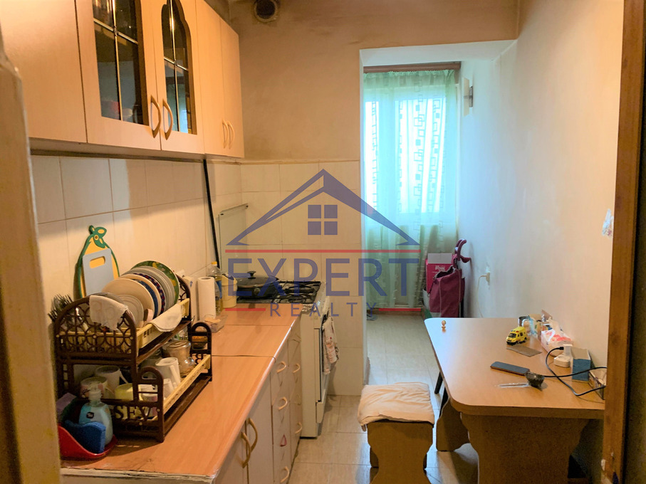 ՔԱՆԱՔԵՌ ԶԵՅԹՈՒՆ   ՊԱՐՈՒՅՐ ՍԵՎԱԿ ՓՈՂՈՑ   2 ՍԵՆՅԱԿ