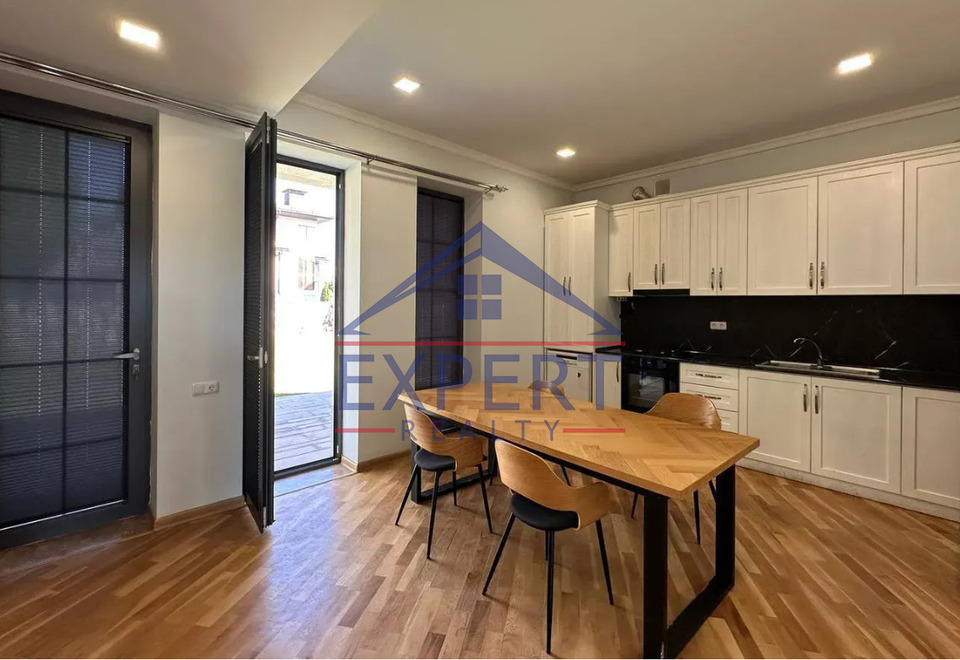 ԱՋԱՓՆՅԱԿ, ՎԱՀԱԳՆԻ ԹԱՂԱՄԱՍ, 310ՔՄ