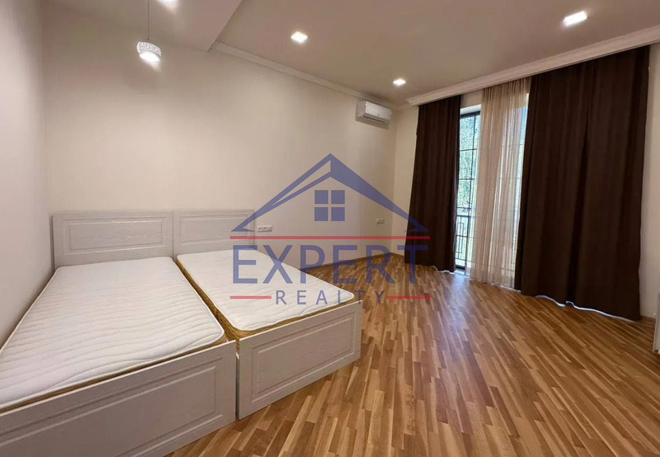 ԱՋԱՓՆՅԱԿ, ՎԱՀԱԳՆԻ ԹԱՂԱՄԱՍ, 310ՔՄ