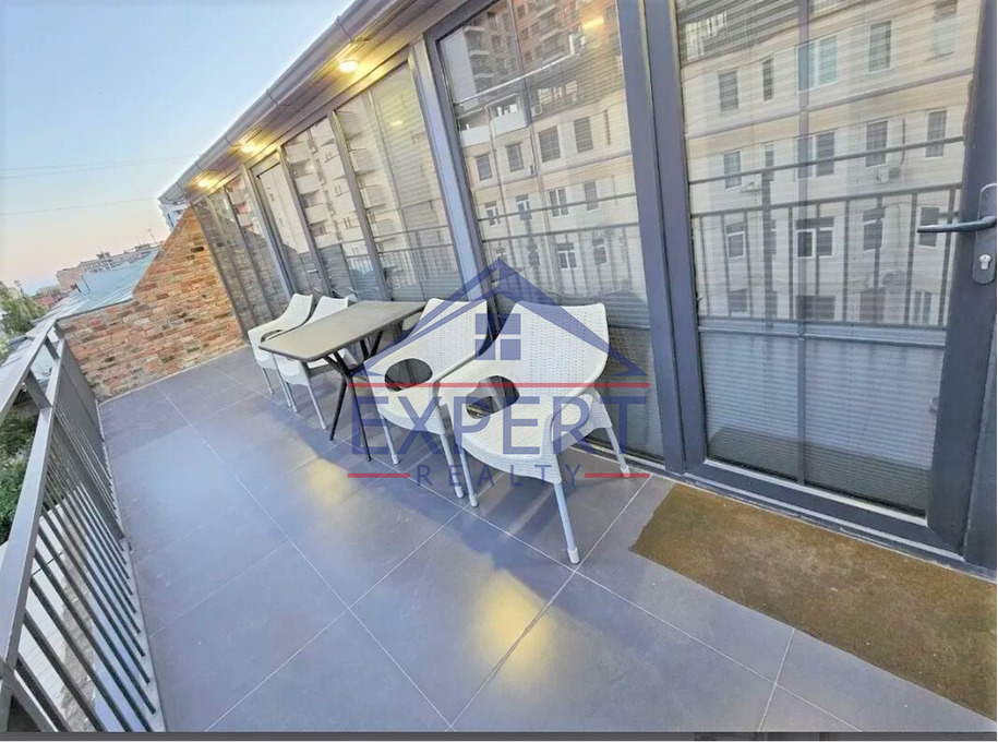 ԿԵՆՏՐՈՆ, ԵԶՆԻԿ ԿՈՂԲԱՑՈՒ ՓՈՂՈՑ, 3 ՍԵՆՅԱԿ