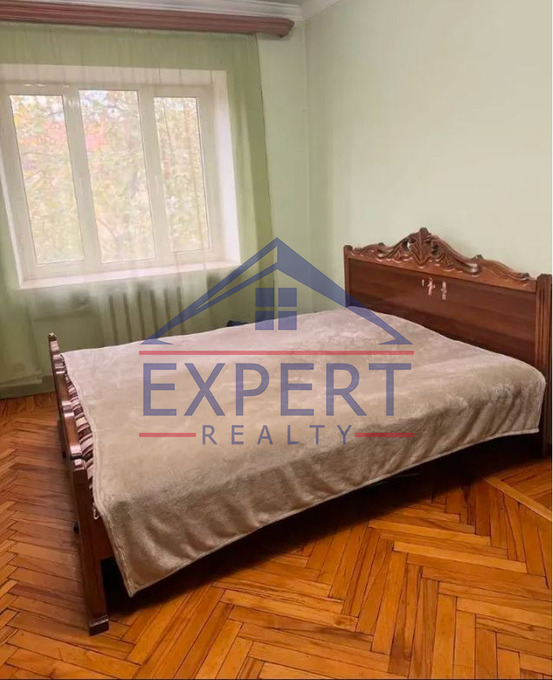 ԿԵՆՏՐՈՆ, ՏԻԳՐԱՆ ՄԵԾ ՊՈՂՈՏԱ, 3ՍԵՆՅԱԿ