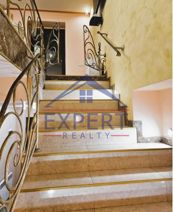 ԿԵՆՏՐՈՆ, ԱՐՇԱԿՈՒՆՅԱՆՑ ՊՈՂՈՏԱ, 5 ՍԵՆՅԱԿ