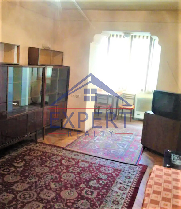 ԿԵՆՏՐՈՆ, ՏԻԳՐԱՆ ՄԵԾ, 2 ՍԵՆՅԱԿ