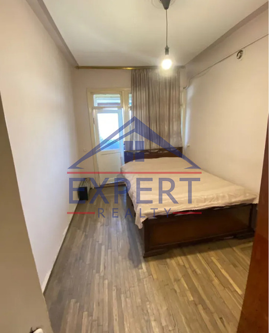 ԿԵՆՏՐՈՆ, ՏԻԳՐԱՆ ՄԵԾ, 2 ՍԵՆՅԱԿ