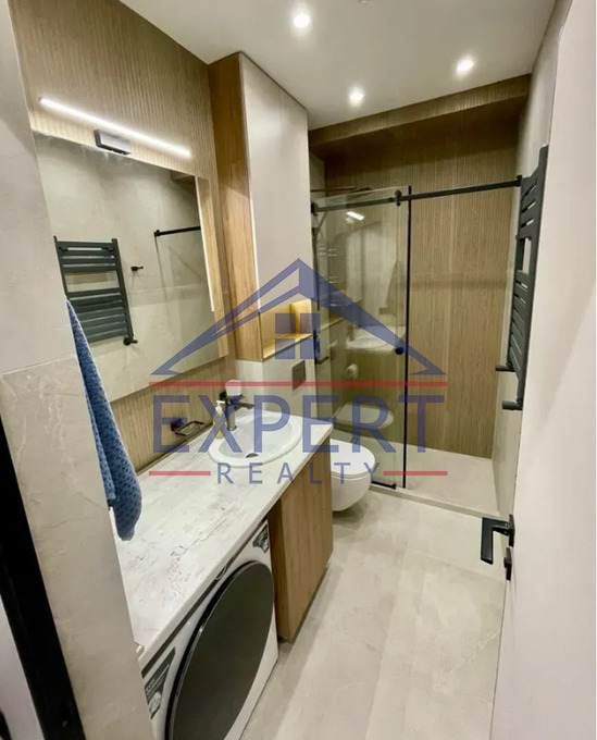 ԿԵՆՏՐՈՆ, ԱՐՇԱԿՈՒՆՅԱՑ ՊՈՂՈՏԱ, 2 ՍԵՆՅԱԿ