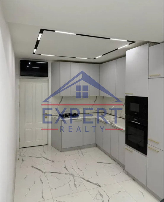 ԿԵՆՏՐՈՆ, ԱՄԻՐՅԱՆ ՓՈՂՈՑ, 3 ՍԵՆՅԱԿ