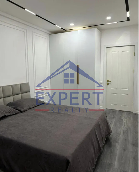 ԿԵՆՏՐՈՆ, ԱՄԻՐՅԱՆ ՓՈՂՈՑ, 3 ՍԵՆՅԱԿ