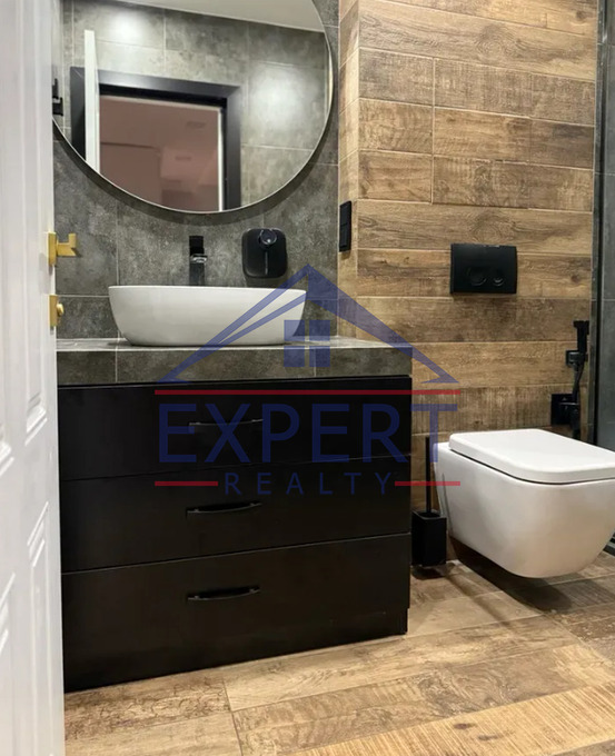 ԿԵՆՏՐՈՆ, ԱՄԻՐՅԱՆ ՓՈՂՈՑ, 3 ՍԵՆՅԱԿ