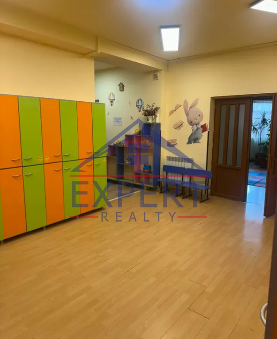 ԿԵՆՏՐՈՆ, ԼԵՌ ԿԱՄՍԱՐԻ ՓՈՂՈՑ, 300 ՔՄ