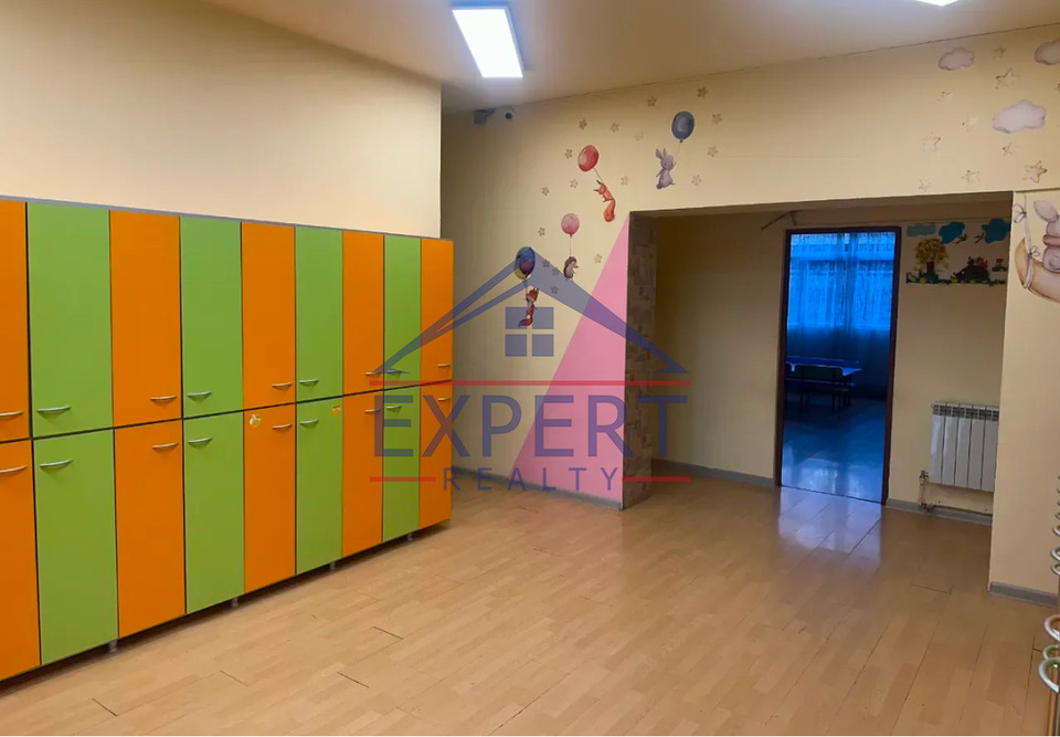 ԿԵՆՏՐՈՆ, ԼԵՌ ԿԱՄՍԱՐԻ ՓՈՂՈՑ, 300 ՔՄ