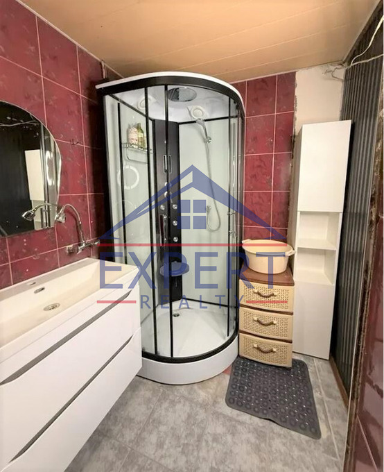 ԿԵՆՏՐՈՆ, ՊԱՐՈՆՅԱՆ ՓՈՂՈՑ, 3ՍԵՆՅԱԿ