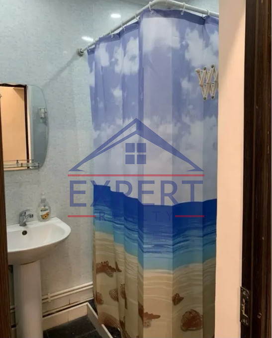 ԿԵՆՏՐՈՆ, ՏԵՐՅԱՆ ՓՈՂՈՑ, 2 ՍԵՆՅԱԿ