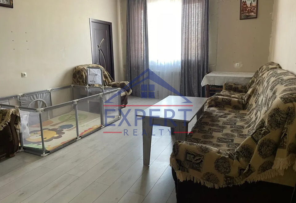 ԷՐԵԲՈՒՆԻ, ԳՈՒՐԳԵՆ ՄԱՀԱՐԻ ՓՈՂՈՑ, 4 ՍԵՆՅԱԿ