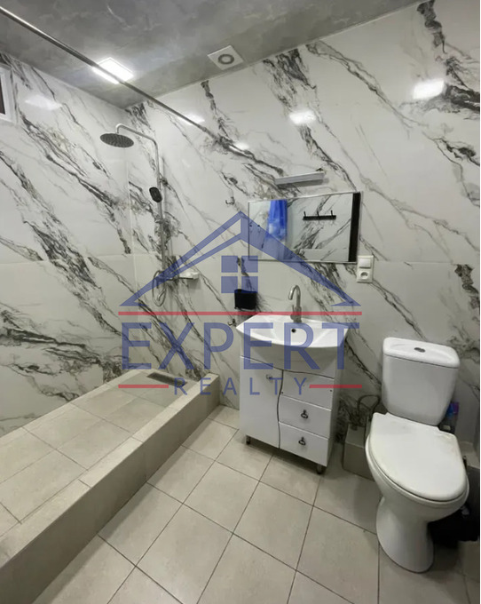 ԷՐԵԲՈՒՆԻ, ԳՈՒՐԳԵՆ ՄԱՀԱՐԻ ՓՈՂՈՑ, 4 ՍԵՆՅԱԿ