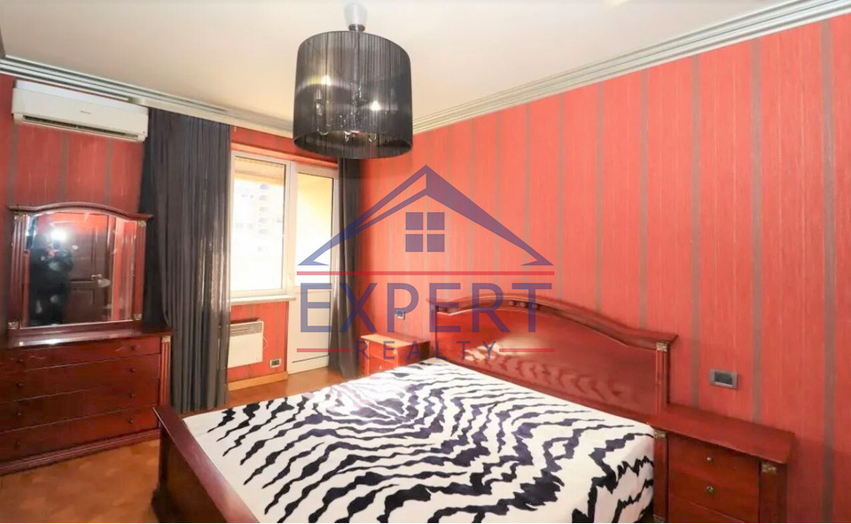 ԿԵՆՏՐՈՆ, ՊԱՐՈՆՅԱՆ ՓՈՂՈՑ, 4ՎԱՍԵՆՅԱԿ