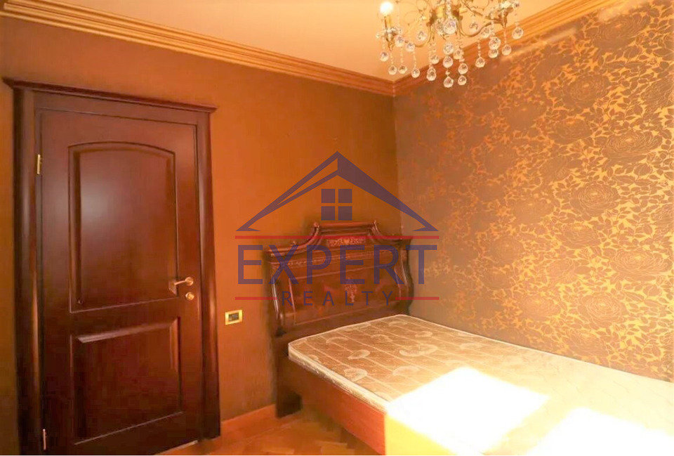 ԿԵՆՏՐՈՆ, ՊԱՐՈՆՅԱՆ ՓՈՂՈՑ, 4ՎԱՍԵՆՅԱԿ