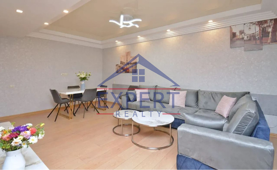 ԿԵՆՏՐՈՆ, ՀԻՆ ԵՐԵՎԱՆՑԻ ՓՈՂՈՑ, 3 ՍԵՆՅԱԿ