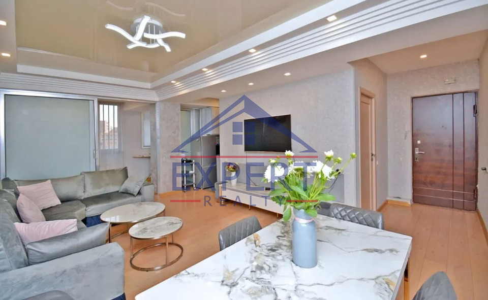 ԿԵՆՏՐՈՆ, ՀԻՆ ԵՐԵՎԱՆՑԻ ՓՈՂՈՑ, 3 ՍԵՆՅԱԿ