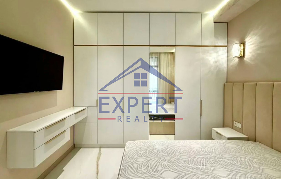 ԿԵՆՏՐՈՆ, ԱՐՇԱԿՈՒՆՅԱՆՑ ՊՈՂՈՏԱ, 2 ՍԵՆՅԱԿ