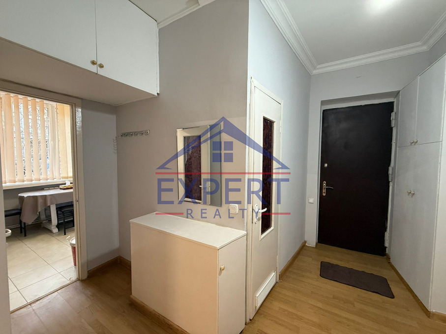 ԿԵՆՏՐՈՆ, ՄԱՇՏՈՑԻ ՊՈՂՈՏԱ, 2 ՍԵՆՅԱԿ