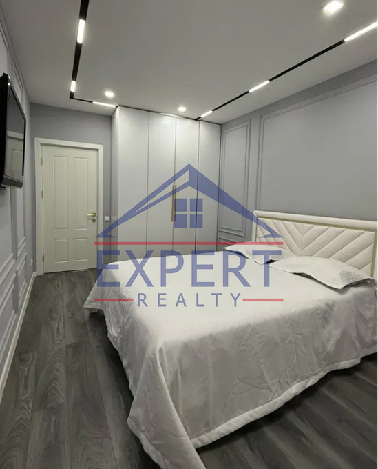 ԿԵՆՏՐՈՆ, ԱՄԻՐՅԱՆ ՓՈՂՈՑ, 3 ՍԵՆՅԱԿ