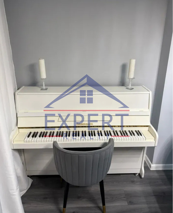 ԿԵՆՏՐՈՆ, ԱՄԻՐՅԱՆ ՓՈՂՈՑ, 3 ՍԵՆՅԱԿ