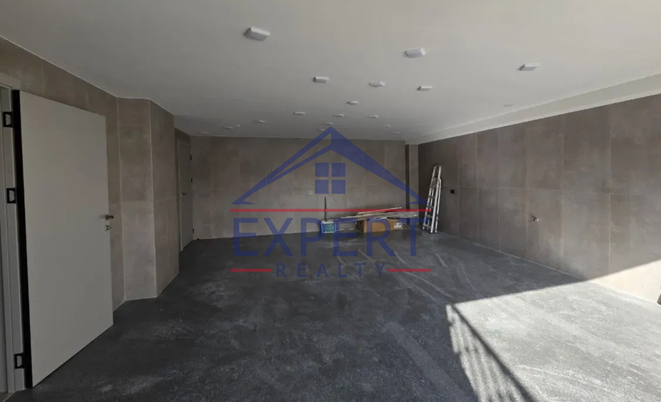 ԱՎԱՆ, ԱՃԱՌՅԱՆ ՓՈՂՈՑ, 5 ՍԵՆՅԱԿ