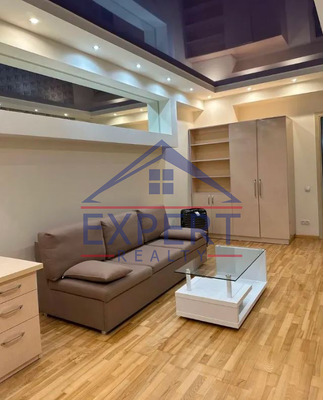 ԿԵՆՏՐՈՆ, ԱՐԱՄԻ ՓՈՂՈՑ , 3 ՍԵՆՅԱԿ