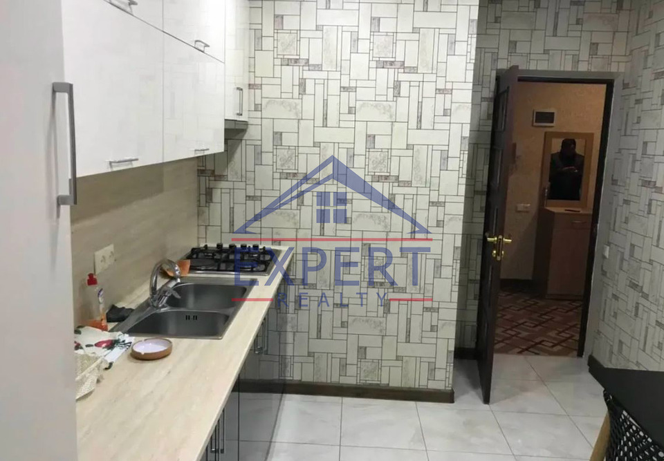 ԿԵՆՏՐՈՆ, ՀԵՐԱՑԻ ՓՈՂՈՑ  2 ՍԵՆՅԱԿ