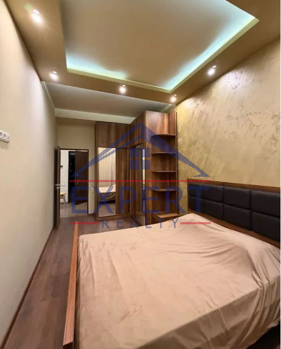 ԿԵՆՏՐՈՆ, ԲՈՒԶԱՆԴԻ ՓՈՂՈՑ 2 ՍԵՆՅԱԿ