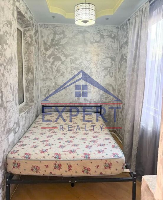 ԿԵՆՏՐՈՆ, ՊԱՐՈՆՅԱՆ ՓՈՂՈՑ, 3ՍԵՆՅԱԿ