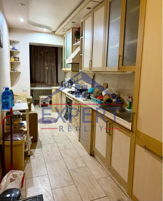 ԴԱՎԹԱՇԵՆ, 1 ԹԱՂԱՄԱՍ, 3 ՍԵՆՅԱԿ