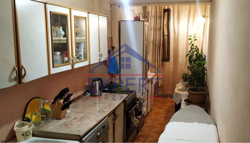 ԷՐԵԲՈՒՆԻ, ՆՈՐ ԱՐԵՇ  ՓՈՂՈՑ, 4 ՍԵՆՅԱԿ