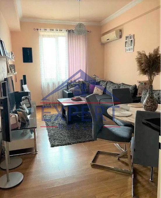 ԿԵՆՏՐՈՆ, ԱՐԳԻՇՏԻ ՓՈՂՈՑ, 3 ՍԵՆՅԱԿ