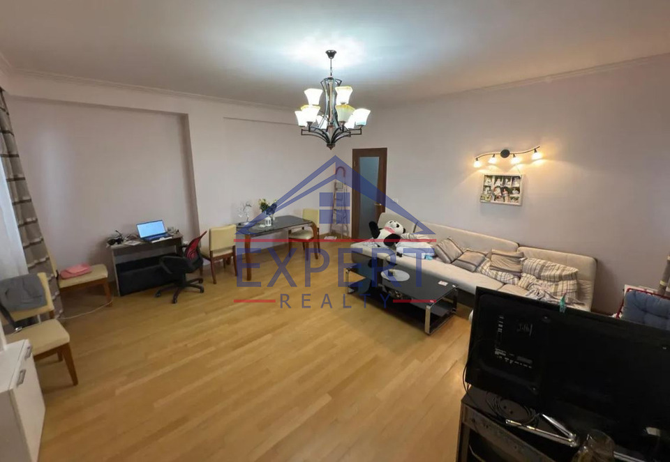 ԱՐԱԲԿԻՐ, ՎԻԿՏՈՐ ՀԱՄԲԱՐՁՈՒՄՅԱՆ, ՓՈՂՈՑ, 3ՍԵՆՅԱԿ