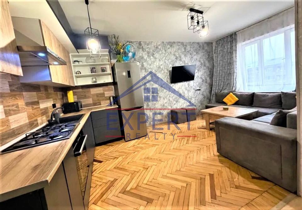 ԷՐԵԲՈՒՆԻ, ԷՐԵԲՈՒՆՈՒ ՓՈՂՈՑ, 2 ՍԵՆՅԱԿ