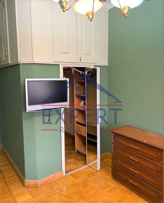 ԿԵՆՏՐՈՆ, ԶԱՔՅԱՆ ՓՈՂՈՑ, 3 ՍԵՆՅԱԿ