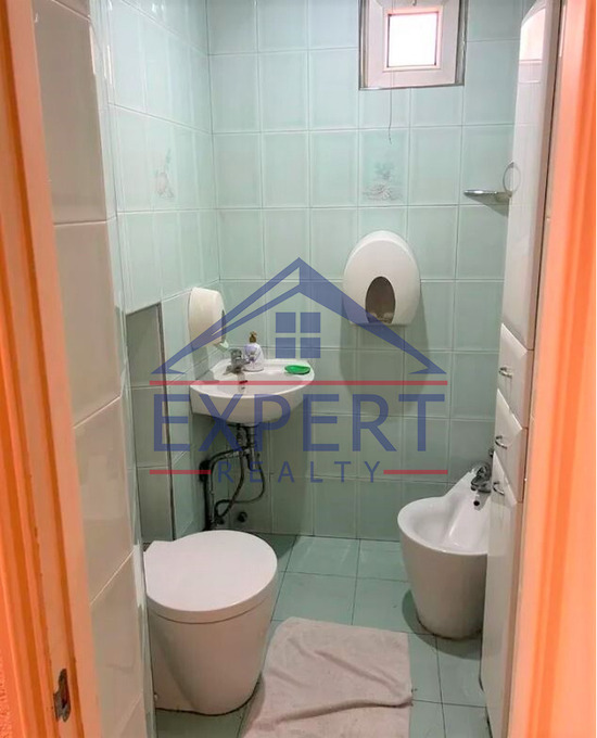 ԿԵՆՏՐՈՆ, ԶԱՔՅԱՆ ՓՈՂՈՑ, 3 ՍԵՆՅԱԿ