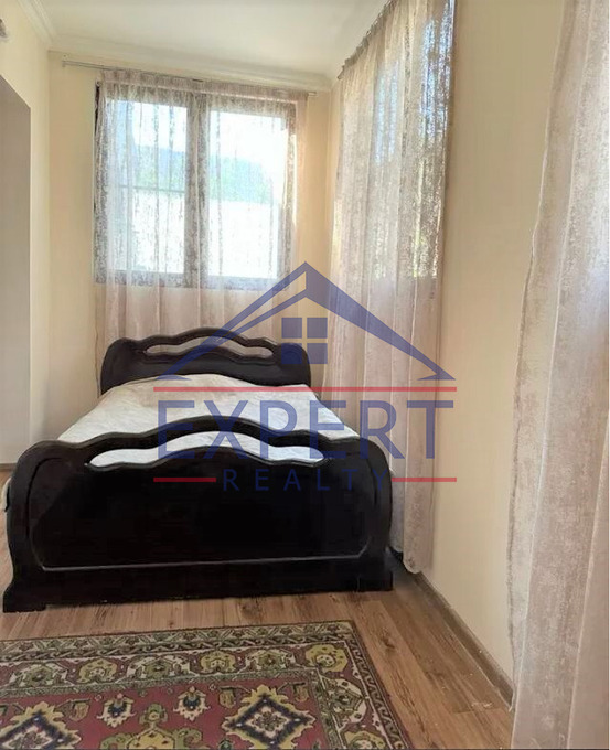 ԿԵՆՏՐՈՆ, ԱՐՇԱԿՈՒՆՅԱՆՑ ՊՈՂՈՏԱ, 2 ՍԵՆՅԱԿ