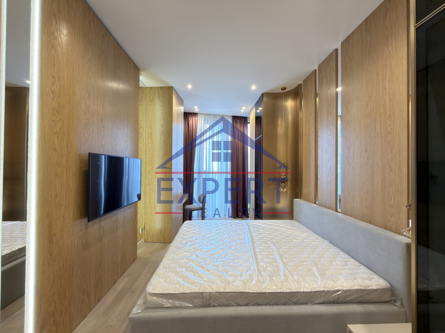 ՆՈՐՔ ՄԱՐԱՇ, Գ․ ՀՈՎՍԵՓՅԱՆ ՓՈՂՈՑ, 3 ՍԵՆՅԱԿ