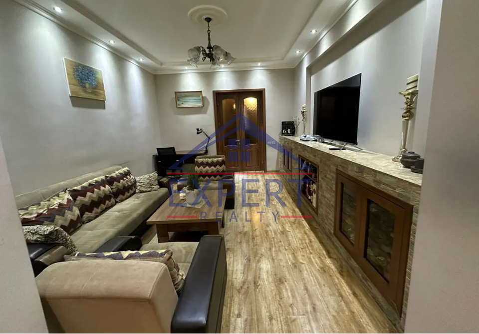 ԱՐԱԲԿԻՐ, ԿԻԵՎՅԱՆ ՓՈՂՈՑ, 3 ՍԵՆՅԱԿ