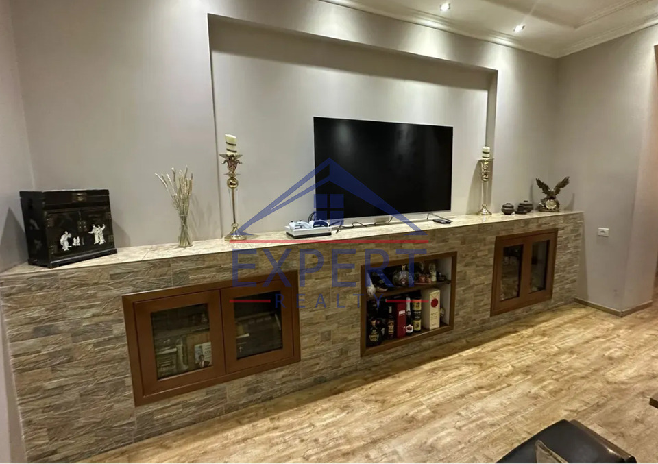 ԱՐԱԲԿԻՐ, ԿԻԵՎՅԱՆ ՓՈՂՈՑ, 3 ՍԵՆՅԱԿ