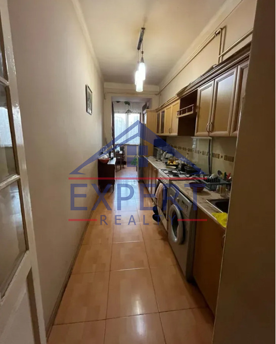 ԱՐԱԲԿԻՐ, ԿԻԵՎՅԱՆ ՓՈՂՈՑ, 3 ՍԵՆՅԱԿ