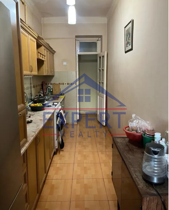 ԱՐԱԲԿԻՐ, ԿԻԵՎՅԱՆ ՓՈՂՈՑ, 3 ՍԵՆՅԱԿ