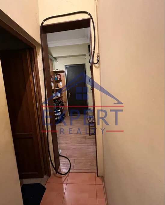 ԱՐԱԲԿԻՐ, ԿԻԵՎՅԱՆ ՓՈՂՈՑ, 3 ՍԵՆՅԱԿ