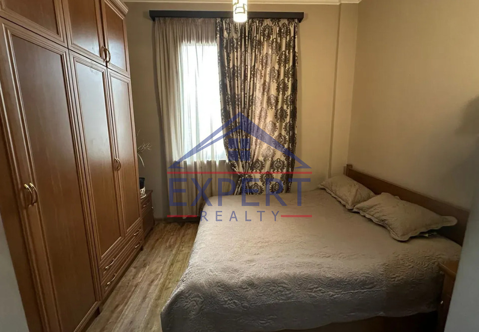 ԱՐԱԲԿԻՐ, ԿԻԵՎՅԱՆ ՓՈՂՈՑ, 3 ՍԵՆՅԱԿ