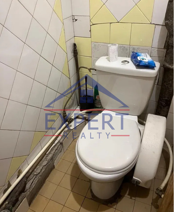 ԱՐԱԲԿԻՐ, ԿԻԵՎՅԱՆ ՓՈՂՈՑ, 3 ՍԵՆՅԱԿ