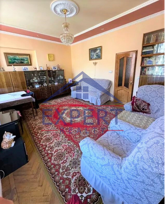 ԿԵՆՏՐՈՆ, ՏԻԳՐԱՆ ՄԵԾ ՊՈՂՈՏԱ, 3 ՍԵՆՅԱԿ